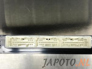 Smart entry computer from a Toyota Yaris IV (P21/PA1/PH1) 1.5 12V Hybrid 115 2024