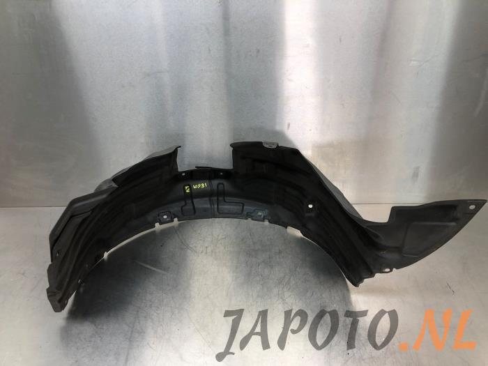 Usados Protector interno Mazda 2 (DE) 1.3 16V S-VT Precio € 15,75 Norma de margen ofrecido por Japoto Parts B.V.
