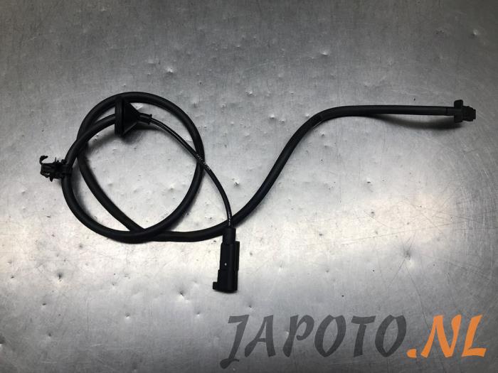 Begagnade ABS-sensor Mitsubishi Eclipse Cross (GK/GL) 2.4 16V PHEV 4x4 Pris € 26,20 Marginaltabell erbjuds av Japoto Parts B.V.
