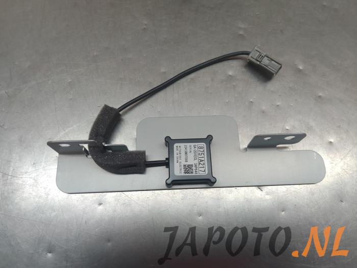 Używane Antena GPS Mitsubishi Eclipse Cross (GK/GL) 2.4 16V PHEV 4x4 Cena € 78,70 Procedura marży oferowane przez Japoto Parts B.V.
