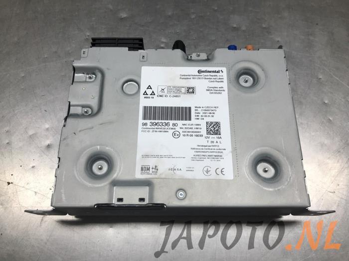 Używane Modul radiowy Toyota ProAce Electric Worker Cena € 367,45 Procedura marży oferowane przez Japoto Parts B.V.