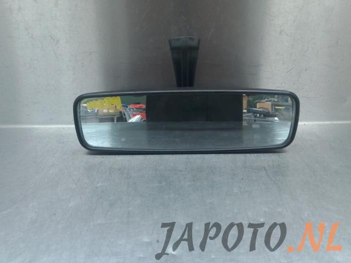 Używane Lusterko wewnetrzne Toyota Yaris III (P13) 1.5 16V Hybrid Cena € 35,70 Procedura marży oferowane przez Japoto Parts B.V.
