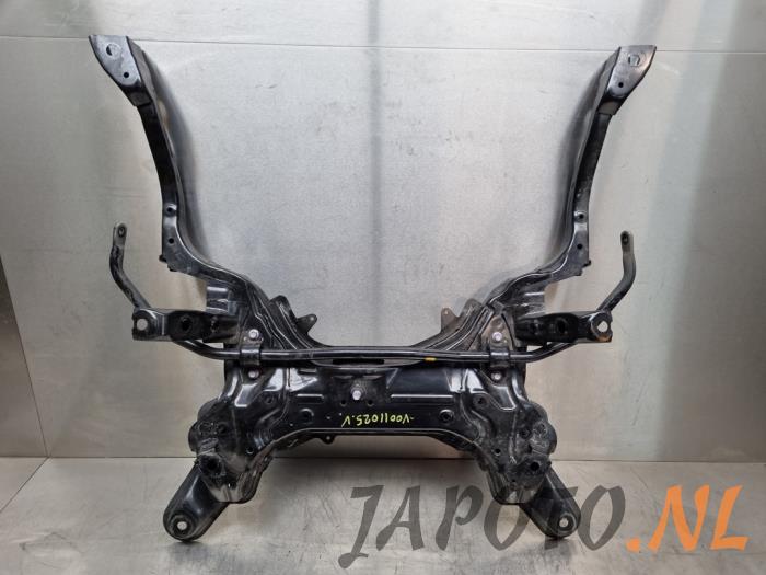 Begagnade Underram Lexus LBX 1.5 Hybrid 2WD Pris € 733,95 Marginaltabell erbjuds av Japoto Parts B.V.