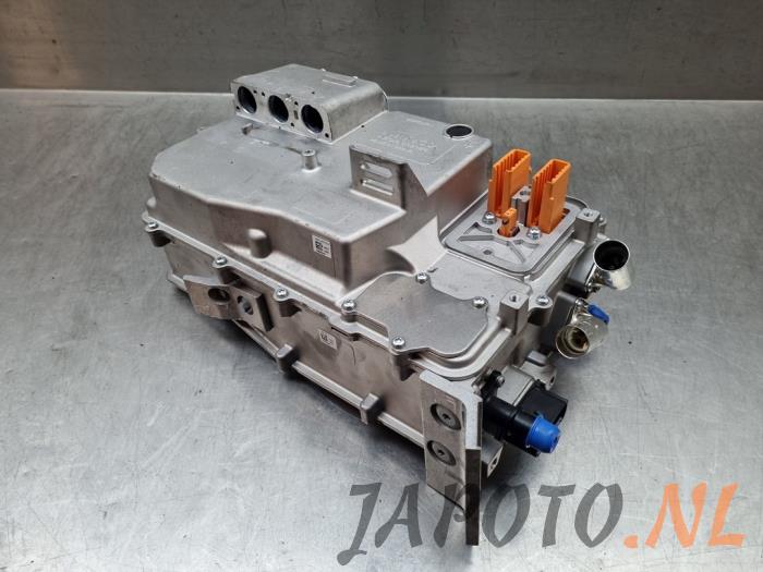 Używane Przetwornica Lynk &amp; Co 01 1.5 PHEV Cena € 1.048,95 Procedura marży oferowane przez Japoto Parts B.V.