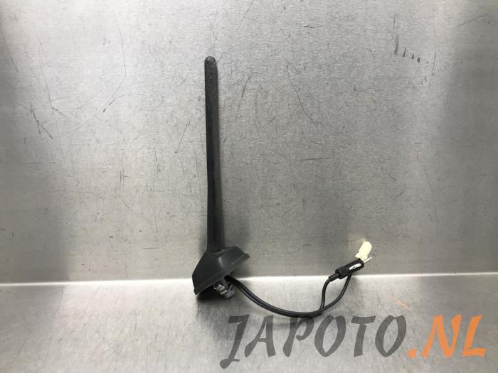 Używane Antena Mitsubishi Space Star (A0) 1.2 12V Cena € 36,70 Procedura marży oferowane przez Japoto Parts B.V.