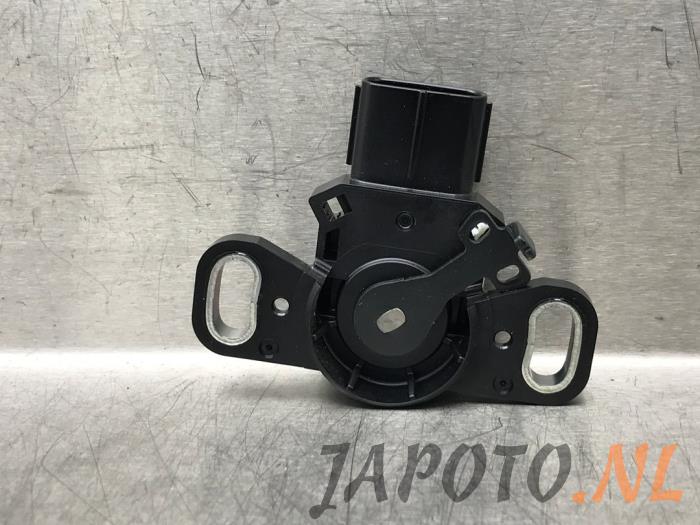Begagnade Sensor (övriga) Lexus LBX 1.5 Hybrid 2WD Pris € 26,20 Marginaltabell erbjuds av Japoto Parts B.V.