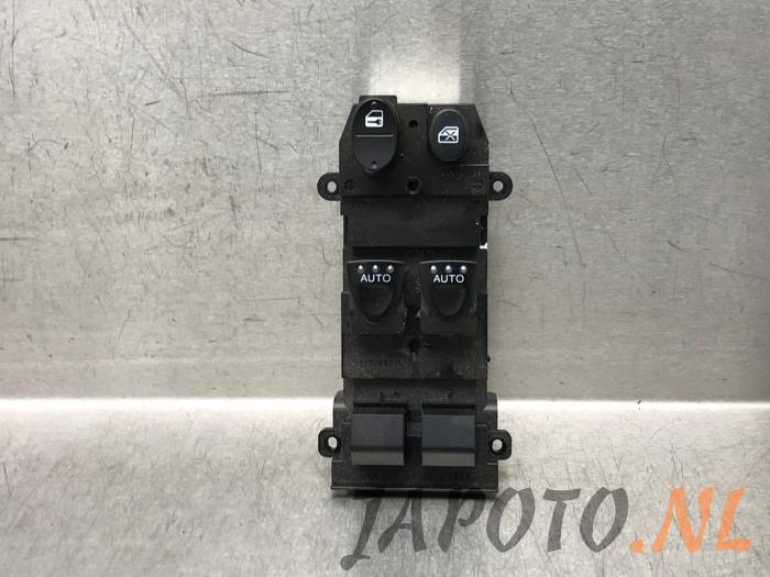 Usados Interruptor combinado de ventanillas Honda Civic (FK/FN) 2.0i Type R VTEC 16V Precio € 52,45 Norma de margen ofrecido por Japoto Parts B.V.