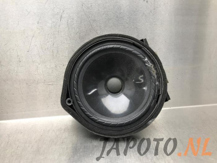 Używane Glosnik Honda Civic (FK/FN) 2.0i Type R VTEC 16V Cena € 20,95 Procedura marży oferowane przez Japoto Parts B.V.