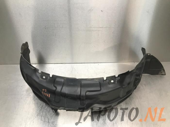 Usados Protector interno Mazda 2 (DE) 1.3 16V S-VT Precio € 15,75 Norma de margen ofrecido por Japoto Parts B.V.