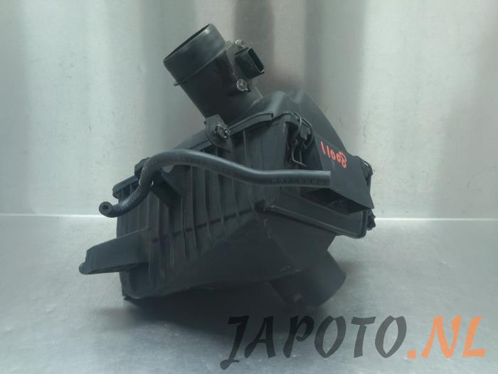 Begagnade Luftfilterhus Nissan Qashqai (J10) 2.0 16V Pris € 36,70 Marginaltabell erbjuds av Japoto Parts B.V.