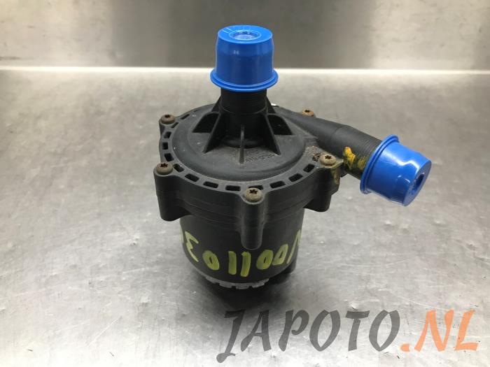 Begagnade Extra vattenpump Nissan Leaf (ZE0) Leaf Pris € 52,45 Marginaltabell erbjuds av Japoto Parts B.V.