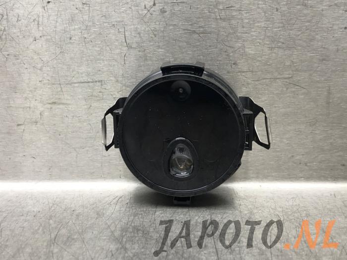 Begagnade Regnsensor Nissan Leaf (ZE0) Leaf Pris € 26,20 Marginaltabell erbjuds av Japoto Parts B.V.