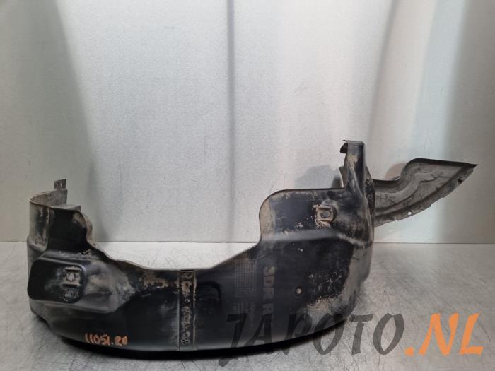 Usados Protector interno Kia Pro cee'd (EDB3) 1.4 CVVT 16V Precio € 20,95 Norma de margen ofrecido por Japoto Parts B.V.