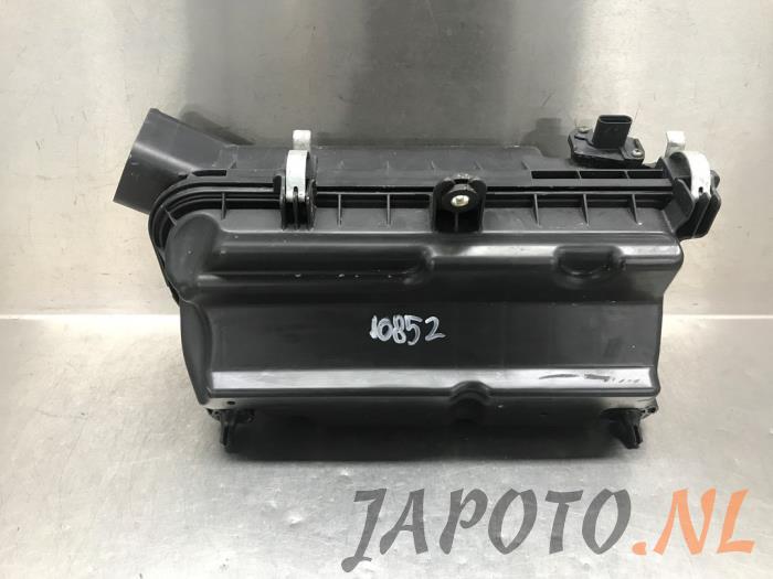 Begagnade Luftfilterhus Suzuki Ignis (MF) 1.2 Dual Jet 16V Pris € 52,45 Marginaltabell erbjuds av Japoto Parts B.V.