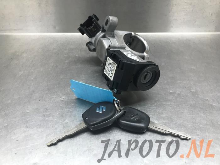 Używane Stacyjka + Kluczyk Suzuki Ignis (MF) 1.2 Dual Jet 16V Cena € 52,45 Procedura marży oferowane przez Japoto Parts B.V.