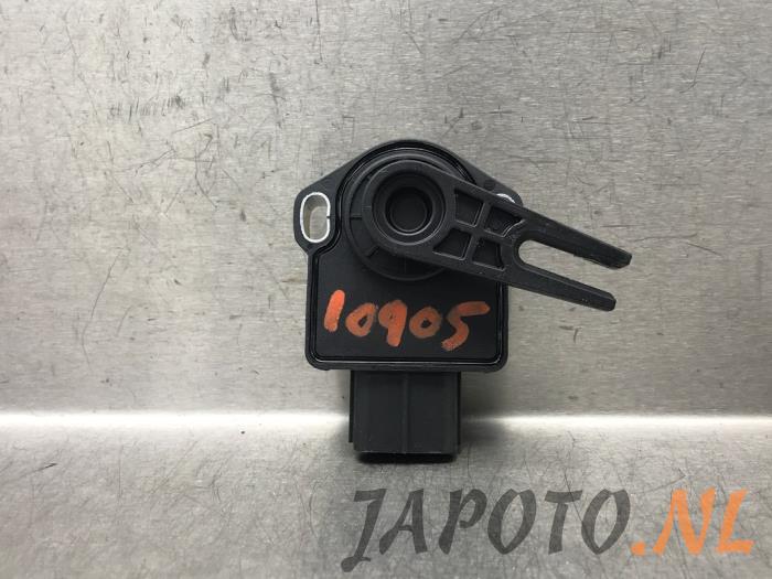 Begagnade Gaspedalsensor Kia Niro I (DE) 1.6 GDI PHEV Pris € 36,70 Marginaltabell erbjuds av Japoto Parts B.V.