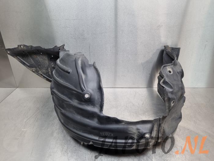 Usados Protector interno Mazda 3 (BM/BN) 2.2 SkyActiv-D 150 16V Precio € 26,20 Norma de margen ofrecido por Japoto Parts B.V.