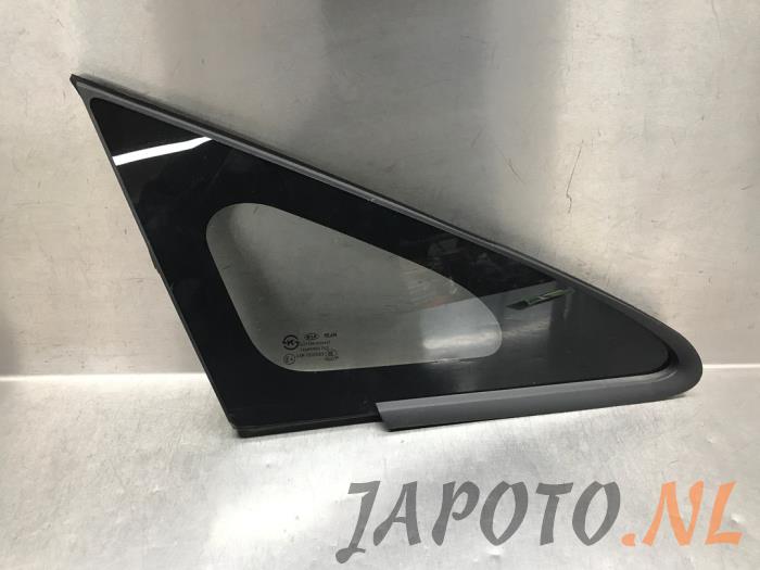 Usados Ventanilla triangular derecha delante Kia Rio III (UB) 1.2 CVVT 16V Precio € 36,70 Norma de margen ofrecido por Japoto Parts B.V.