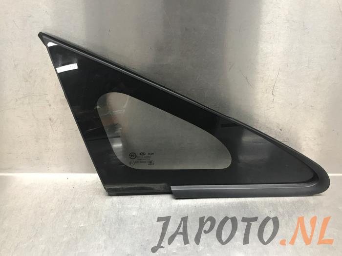 Usados Ventanilla triangular derecha delante Kia Rio III (UB) 1.2 CVVT 16V Precio € 36,70 Norma de margen ofrecido por Japoto Parts B.V.
