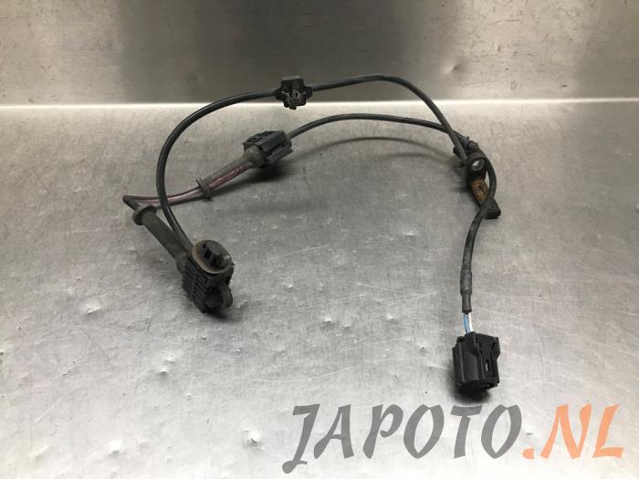 Begagnade ABS-sensor Mazda 3 (BM/BN) 2.2 SkyActiv-D 150 16V Pris € 15,70 Marginaltabell erbjuds av Japoto Parts B.V.