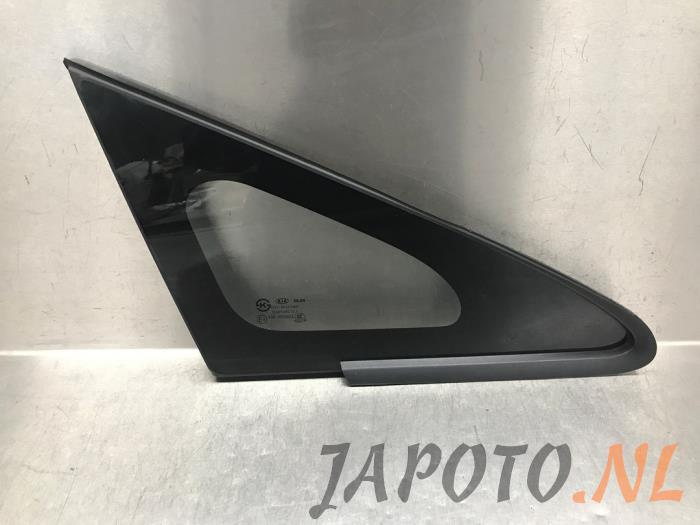 Usados Ventanilla triangular derecha delante Kia Rio III (UB) 1.2 CVVT 16V Precio € 36,70 Norma de margen ofrecido por Japoto Parts B.V.