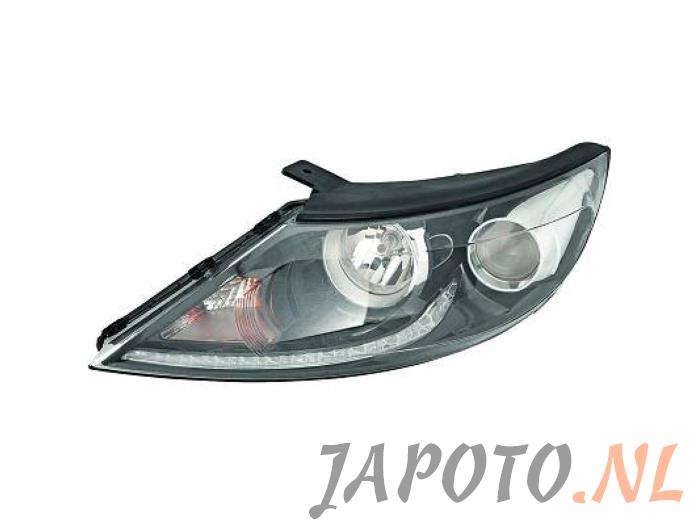 Nowe Reflektor lewy Kia Sportage (SL) Cena € 304,50 Z VAT oferowane przez Japoto Parts B.V.
