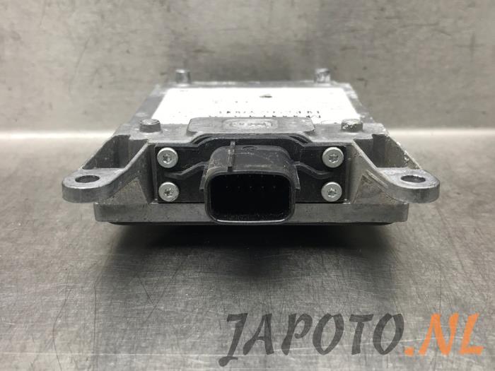 Radarsensor från en Mazda 3 (BM/BN) 2.2 SkyActiv-D 150 16V 2014