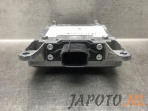 Radarsensor från en Mazda 3 (BM/BN) 2.2 SkyActiv-D 150 16V 2014