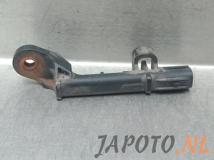 Używane Antena Toyota C-HR (X1,X5) 1.8 16V Hybrid Cena € 20,99 Procedura marży oferowane przez Japoto Parts B.V.