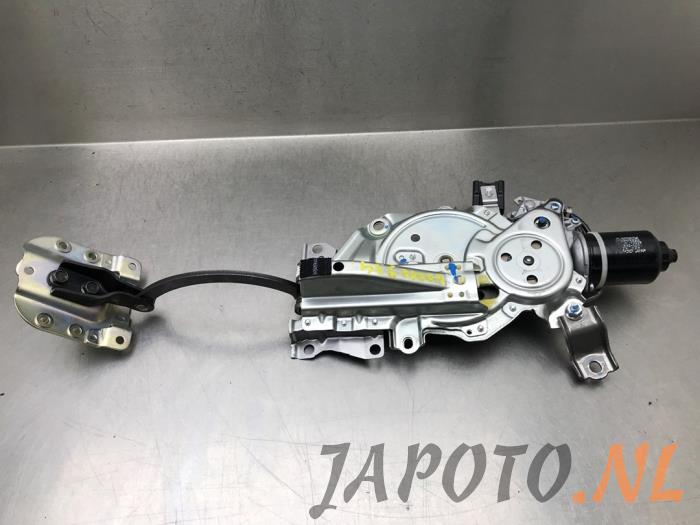 Używane Silnik tylnej klapy Nissan Murano (Z51) 2.5 dCi 16V 4x4 Cena € 78,70 Procedura marży oferowane przez Japoto Parts B.V.