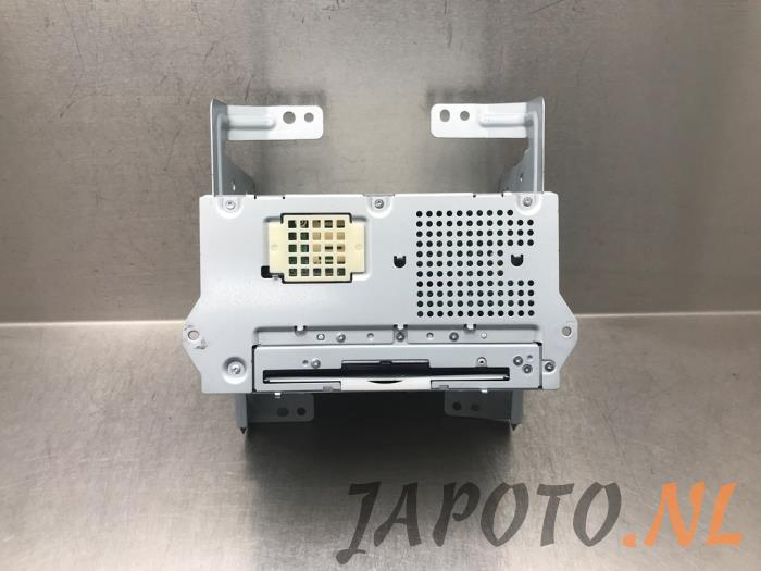 Używane Modul radiowy Nissan Murano (Z51) 2.5 dCi 16V 4x4 Cena € 262,45 Procedura marży oferowane przez Japoto Parts B.V.