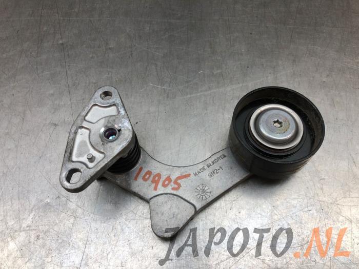 Usados Tensor correa múltiple Kia Niro I (DE) 1.6 GDI PHEV Precio € 31,45 Norma de margen ofrecido por Japoto Parts B.V.