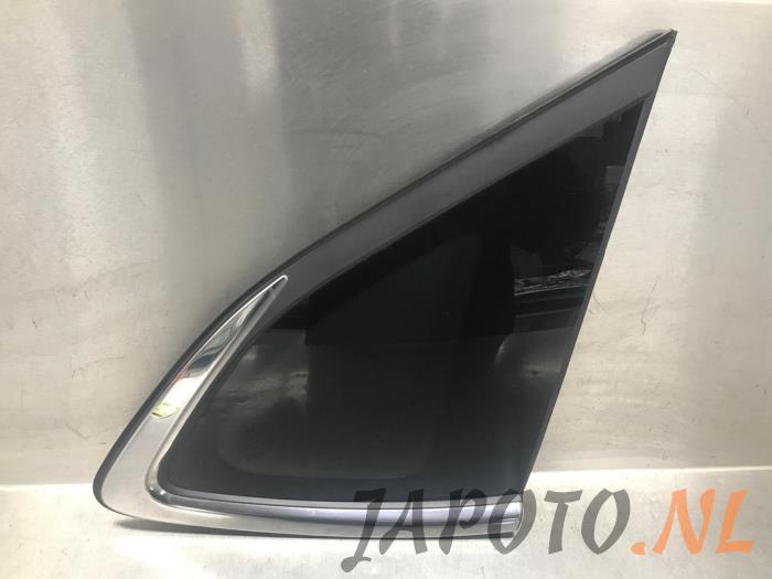 Usados Ventanilla triangular derecha detrás Hyundai Tucson (TL) 1.6 T-GDi 16V 4WD Precio € 36,70 Norma de margen ofrecido por Japoto Parts B.V.