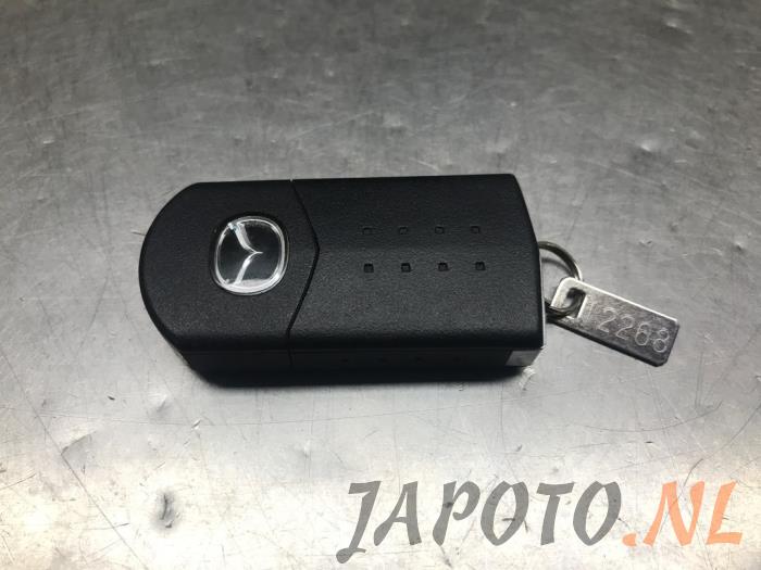 Używane Klucz Mazda 6 (GH12/GHA2) 1.8i 16V Cena € 20,95 Procedura marży oferowane przez Japoto Parts B.V.