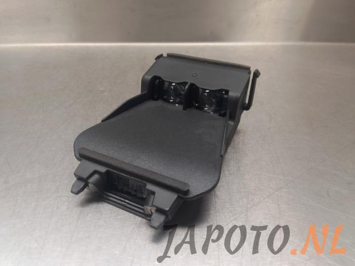 Begagnade Radarsensor Mazda CX-3 (DJ/DK) 1.5 Skyactiv D 105 16V Pris € 104,95 Marginaltabell erbjuds av Japoto Parts B.V.