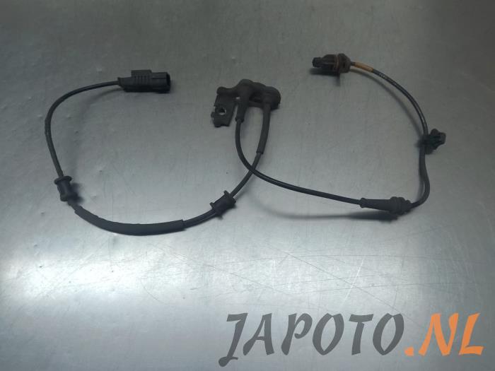Usados Sensor ABS Kia Sportage (QL) 1.6 GDI 16V 4x2 Precio € 15,74 Norma de margen ofrecido por Japoto Parts B.V.