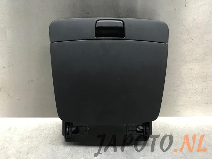 Begagnade Handskfack Hyundai i30 (FD) 1.4 CVVT 16V Pris € 36,70 Marginaltabell erbjuds av Japoto Parts B.V.