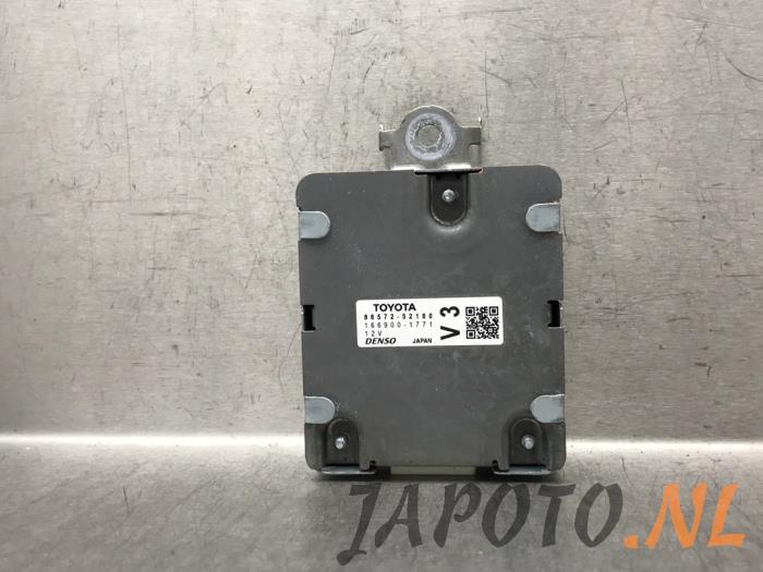 Begagnade Larmmodul Toyota Yaris Cross (PB1/PJ1) 1.5 12V Hybrid 115 Pris € 131,20 Marginaltabell erbjuds av Japoto Parts B.V.
