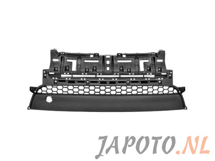 Nya Grill Kia Soul II (PS) Pris € 68,26 Inklusive moms erbjuds av Japoto Parts B.V.