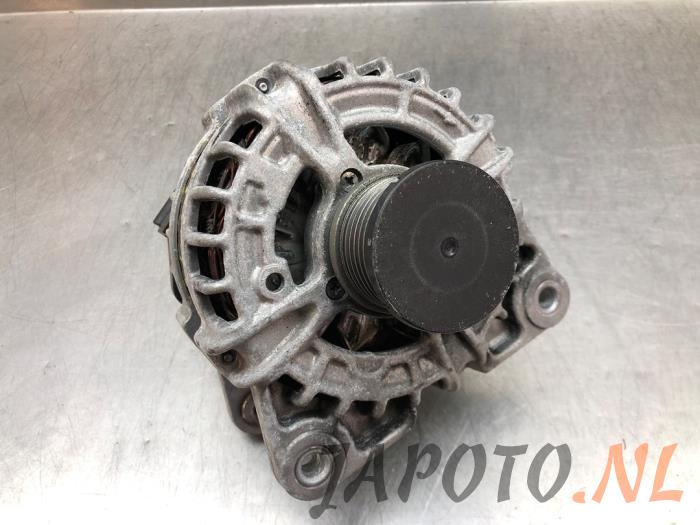 Used Dynamo Nissan Qashqai (J11) 1.3 DIG-T 140 16V Price € 52,49 Margin scheme offered by Japoto Parts B.V.