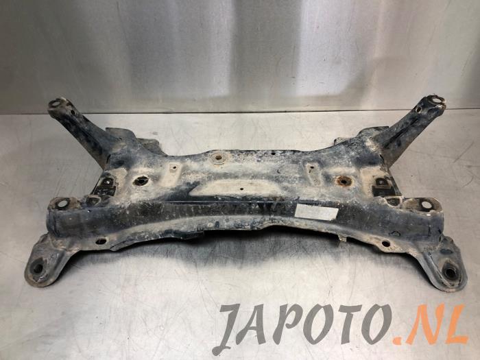 Used Subframe Toyota Yaris II (P9) 1.3 16V VVT-i Price € 103,95 Margin scheme offered by Japoto Parts B.V.