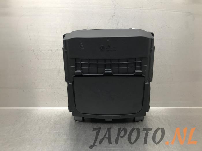 Gebrauchte Frontscheibenanzeige Hyundai Kona (OS) 1.6 GDi HEV 16V Preis € 419,95 Margenregelung angeboten von Japoto Parts B.V.
