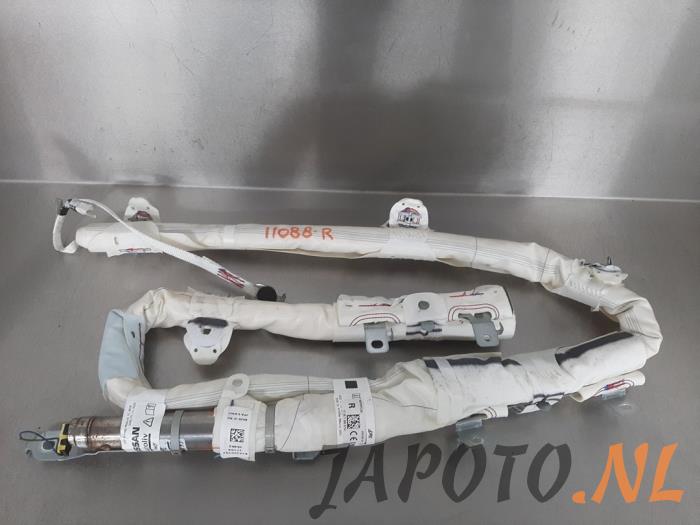 Używane Kurtyna prawa Nissan Micra (K14) 0.9 IG-T 12V Cena € 103,95 Procedura marży oferowane przez Japoto Parts B.V.