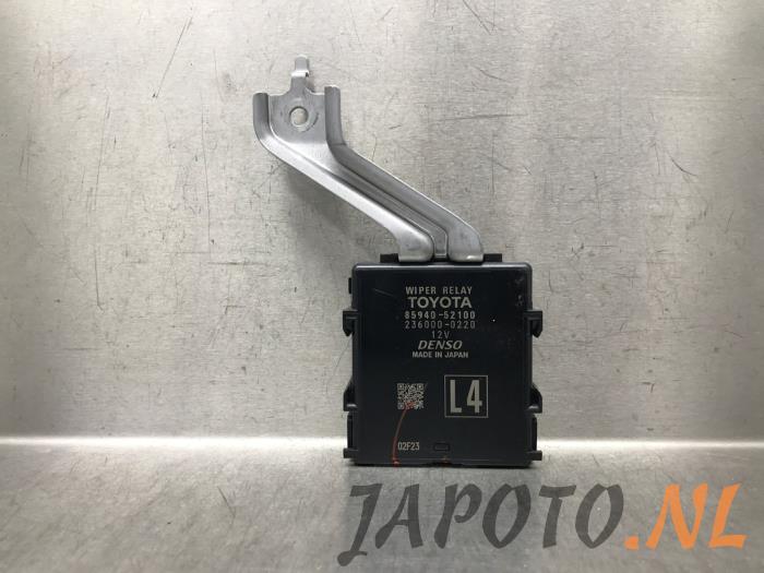 Begagnade Intervallrelä Toyota Yaris IV (P21/PA1/PH1) 1.5 12V Hybrid 115 Pris € 52,45 Marginaltabell erbjuds av Japoto Parts B.V.
