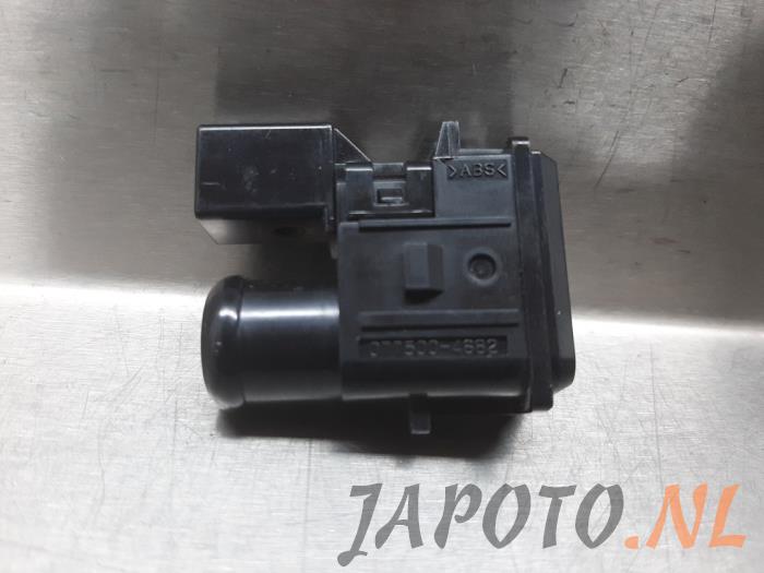 Gebrauchte Temperatursensor innen Toyota Yaris IV (P21/PA1/PH1) 1.5 12V Hybrid 115 Preis € 15,70 Margenregelung angeboten von Japoto Parts B.V.