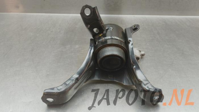 Used Engine mount Toyota Prius (ZVW5) 1.8 16V Hybrid Price € 36,74 Margin scheme offered by Japoto Parts B.V.