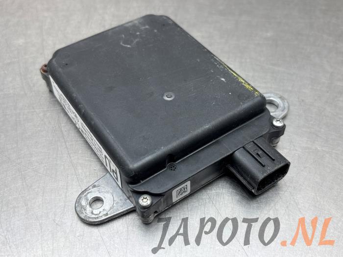 Begagnade Dödvinkelsensor Toyota Prius (ZVW5) 1.8 16V Hybrid Pris € 78,74 Marginaltabell erbjuds av Japoto Parts B.V.