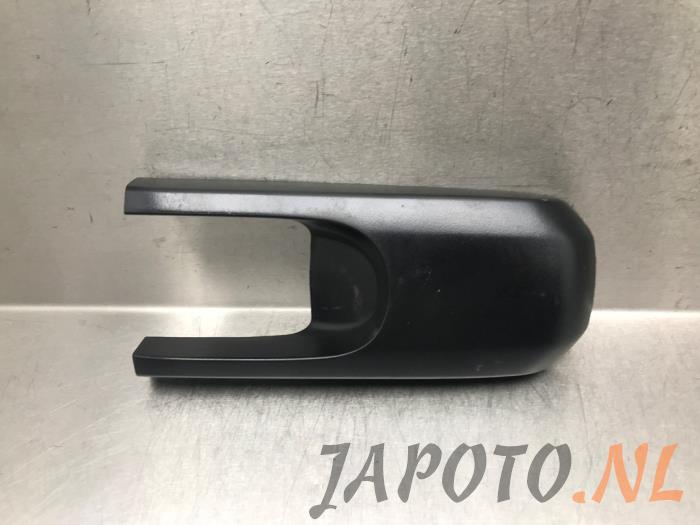 Begagnade Regnsensor Chevrolet Captiva (C140) 2.2 D 16V 4x2 Pris € 26,20 Marginaltabell erbjuds av Japoto Parts B.V.