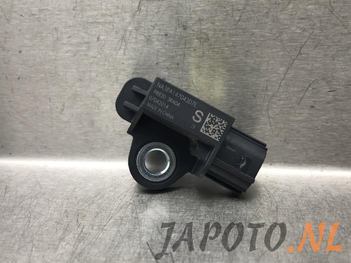 Begagnade Airbagsensor Nissan Qashqai (J11) 1.2 DIG-T 16V Pris € 20,95 Marginaltabell erbjuds av Japoto Parts B.V.