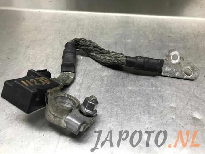Begagnade Batterisensor Hyundai i40 CW (VFC) 1.6 GDI 16V Pris € 41,95 Marginaltabell erbjuds av Japoto Parts B.V.
